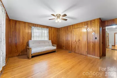 8647 US 221 Highway N, Marion, NC 28752 - Photo 19