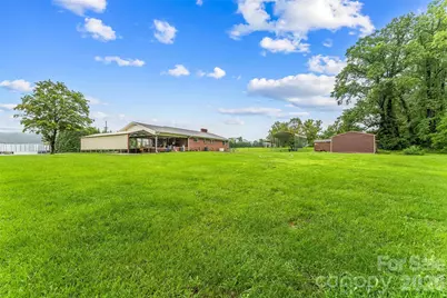 8647 US 221 Highway N, Marion, NC 28752 - Photo 31