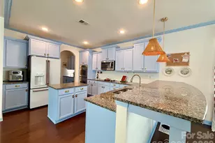 16523 Landen Forest Ln, Davidson, NC 28036 - Photo 7