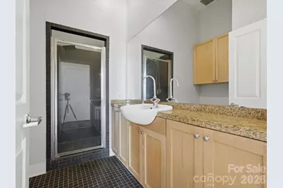 710 W Trade Street #703, Charlotte, NC 28202 - Photo 13