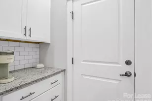 572 Sweet Birch Park Ln, Black Mountain, NC 28711 - Photo 25