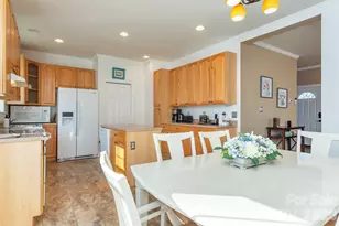 192 Buzzards Pl, Lake Lure, NC 28746 - Photo 19