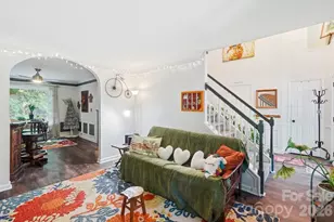 13901 Kings Carriage Ln, Charlotte, NC 28278 - Photo 9