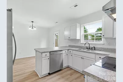 908 Lakehill Road, Charlotte, NC 28214 - Photo 11
