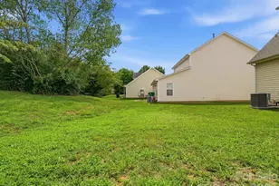 908 Lakehill Rd, Charlotte, NC 28214 - Photo 41