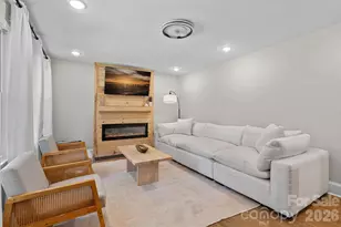 1036 Cutler Pl, Charlotte, NC 28205 - Photo 3