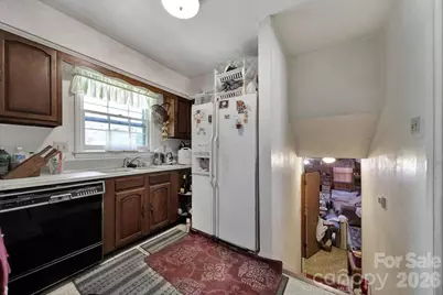 6010 Red Carriage Lane, Charlotte, NC 28212 - Photo 7