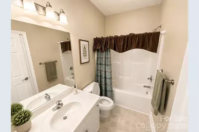 7 Shady Hollow Lane, Greer, SC 29651 - Photo 5