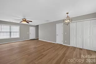 1057 19th St NE, Hickory, NC 28601 - Photo 13
