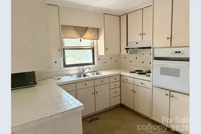2207 Billy Street, Kannapolis, NC 28083 - Photo 7