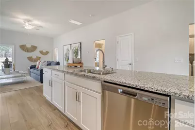 4016 Juno Drive, Charlotte, NC 28215 - Photo 11