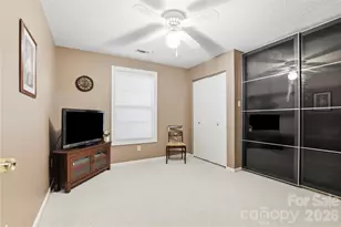 140 Eastwood Dr, Statesville, NC 28625 - Photo 23