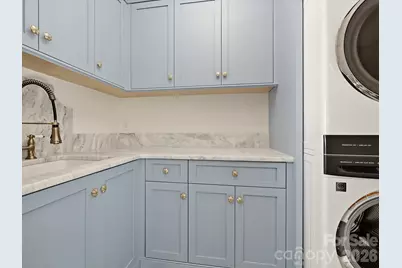 1642 Providence Road, Charlotte, NC 28207 - Photo 27