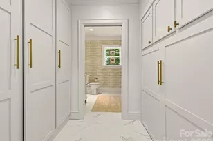 1642 Providence Rd, Charlotte, NC 28207 - Photo 23