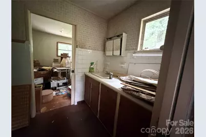 4897 Hwy 226 Highway N, Little Switzerland, NC 28749 - Photo 21
