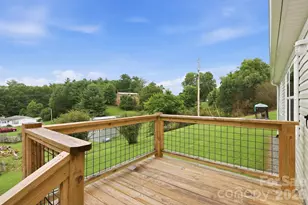 132 E View Dr, Mars Hill, NC 28754 - Photo 27