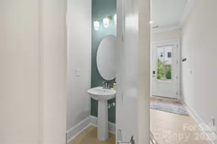 3019 Wittering Dr, Charlotte, NC 28226 - Photo 15
