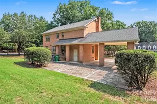 4221 Bridgewood Ln, Charlotte, NC 28226 - Photo 15