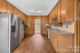 3040 E Maiden Rd, Maiden, NC 28650 - Photo 13