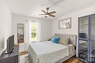 1913 Marlwood Cir, Charlotte, NC 28227 - Photo 29