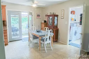 121 Wicklow Dr, Asheville, NC 28806 - Photo 9