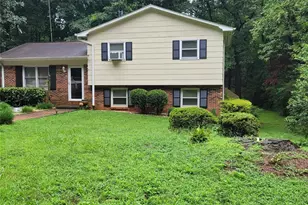 3745 Windhaven Dr NW, Conover, NC 28613 - Photo 3