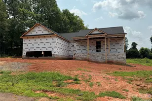 2555 Polo Ln, Maiden, NC 28650 - Photo 3