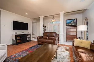 725 Hanna Woods Dr, Cramerton, NC 28032 - Photo 7