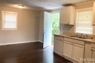 726 Grace St, Salisbury, NC 28144 - Photo 9