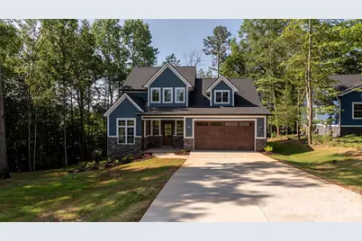 3821 54th Avenue NE, Hickory, NC 28601 - Photo 1