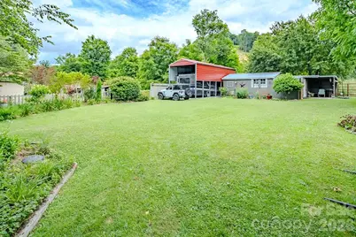 5950 N US 19E Highway, Newland, NC 28657 - Photo 39