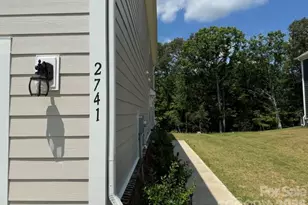 2741 Aubrey St, Monroe, NC 28110 - Photo 3
