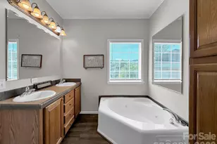 8 Worley Rdg Trl, Candler, NC 28715 - Photo 17