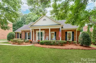 621 Laurel Fork Dr, Matthews, NC 28105 - Photo 1