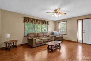 151 W Melissa Ln, Forest City, NC 28043 - Photo 5