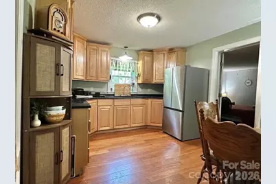393 Mountain View Drive, Morganton, NC 28655 - Photo 3