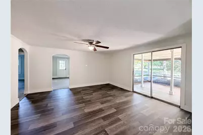 164 E Waterlynn Road, Mooresville, NC 28117 - Photo 3