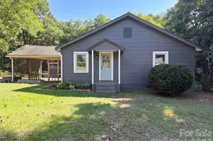 164 E Waterlynn Rd, Mooresville, NC 28117 - Photo 1