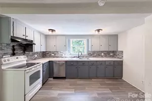 164 E Waterlynn Rd, Mooresville, NC 28117 - Photo 7