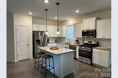 7148 Wheyfield Drive, Charlotte, NC 28215 - Photo 3