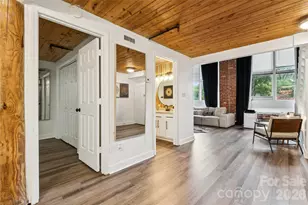 201 S Hoskins Rd, Charlotte, NC 28208 - Photo 3