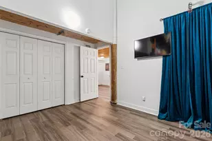 201 S Hoskins Rd, Charlotte, NC 28208 - Photo 13