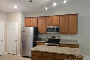 4715 Stoney Brook Ln, Harrisburg, NC 28075 - Photo 3