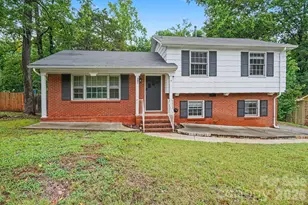 6601 Lynfield Dr, Charlotte, NC 28212 - Photo 1