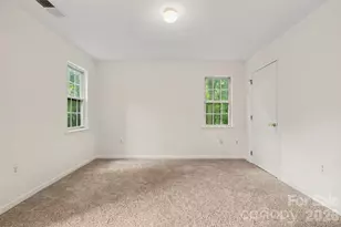 9849 Campus Walk Ln, Charlotte, NC 28262 - Photo 19