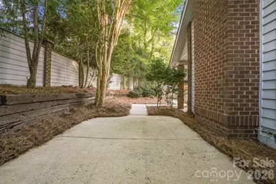 6301 Saddlebrook Court, Charlotte, NC 28226 - Photo 39