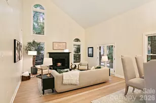 6301 Saddlebrook Ct, Charlotte, NC 28226 - Photo 13