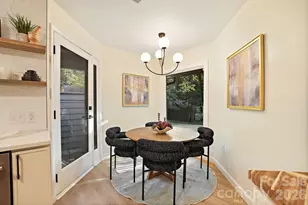 6301 Saddlebrook Ct, Charlotte, NC 28226 - Photo 11