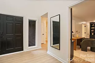 6301 Saddlebrook Ct, Charlotte, NC 28226 - Photo 19