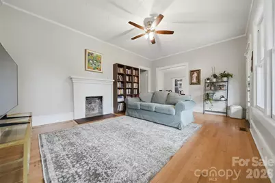 211 Lenoir Street, Morganton, NC 28655 - Photo 5